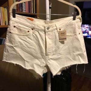 levis cream high waisted shorts